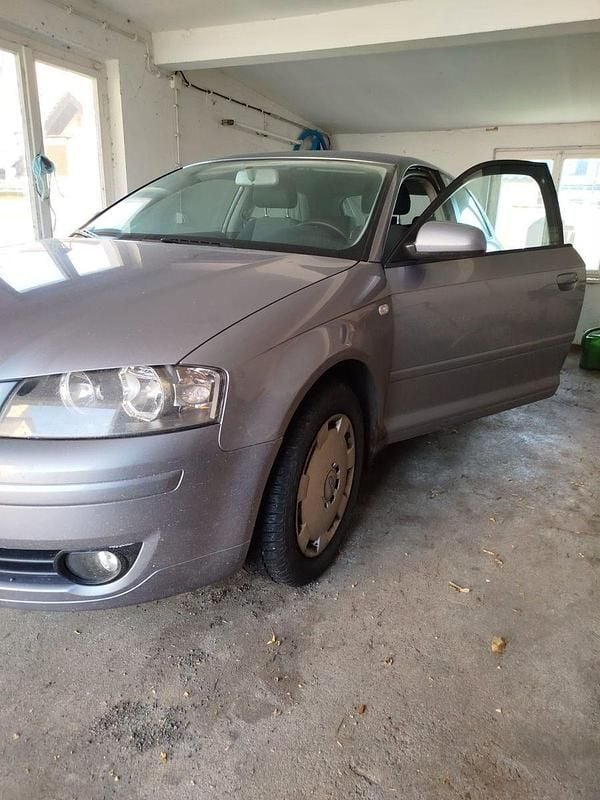 Gebraucht Audi A3 102 PS (75 kW) 2006 Silber Kleinwagen
