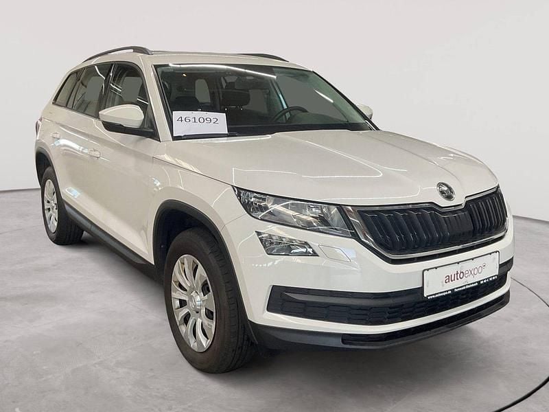 Candyweiß uni Gebraucht 2020 Skoda Kodiaq Active SUV | 23.289 € (Fairer Preis) - Bild 1/4