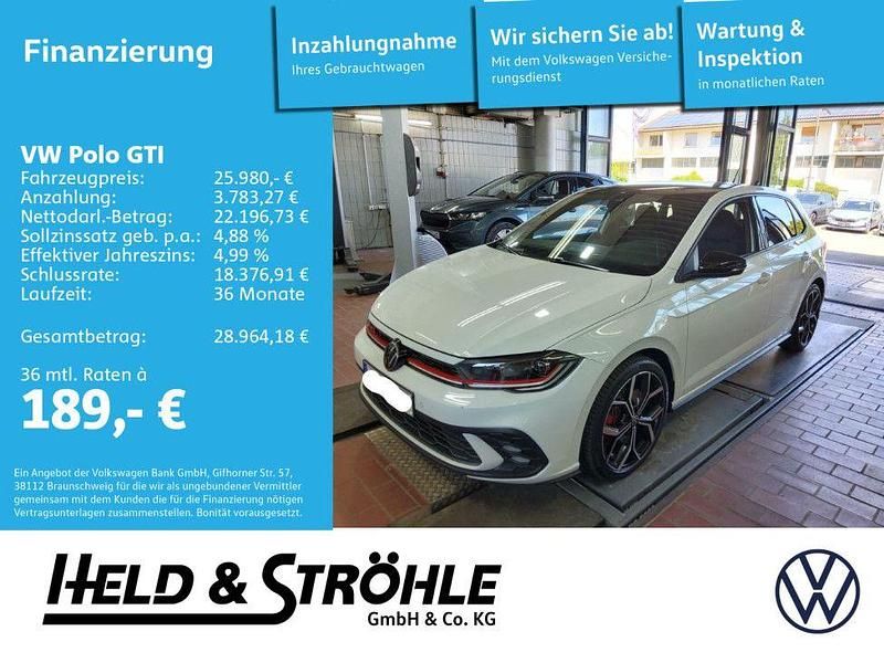 Pure white schwarz Gebraucht 2023 VW Polo Beats Limousine | 25.980 € (Fairer Preis) - Bild 1/4