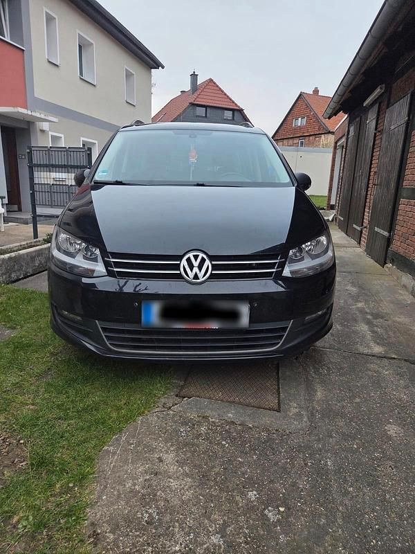 Gebraucht VW Sharan 140 PS (102 kW) 2012 Schwarz Van / Kleinbus
