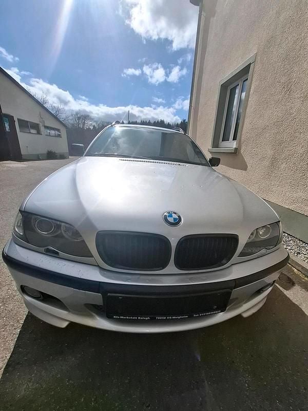 Gebraucht BMW 320 150 PS (110 kW) 2005 Silber Kombi
