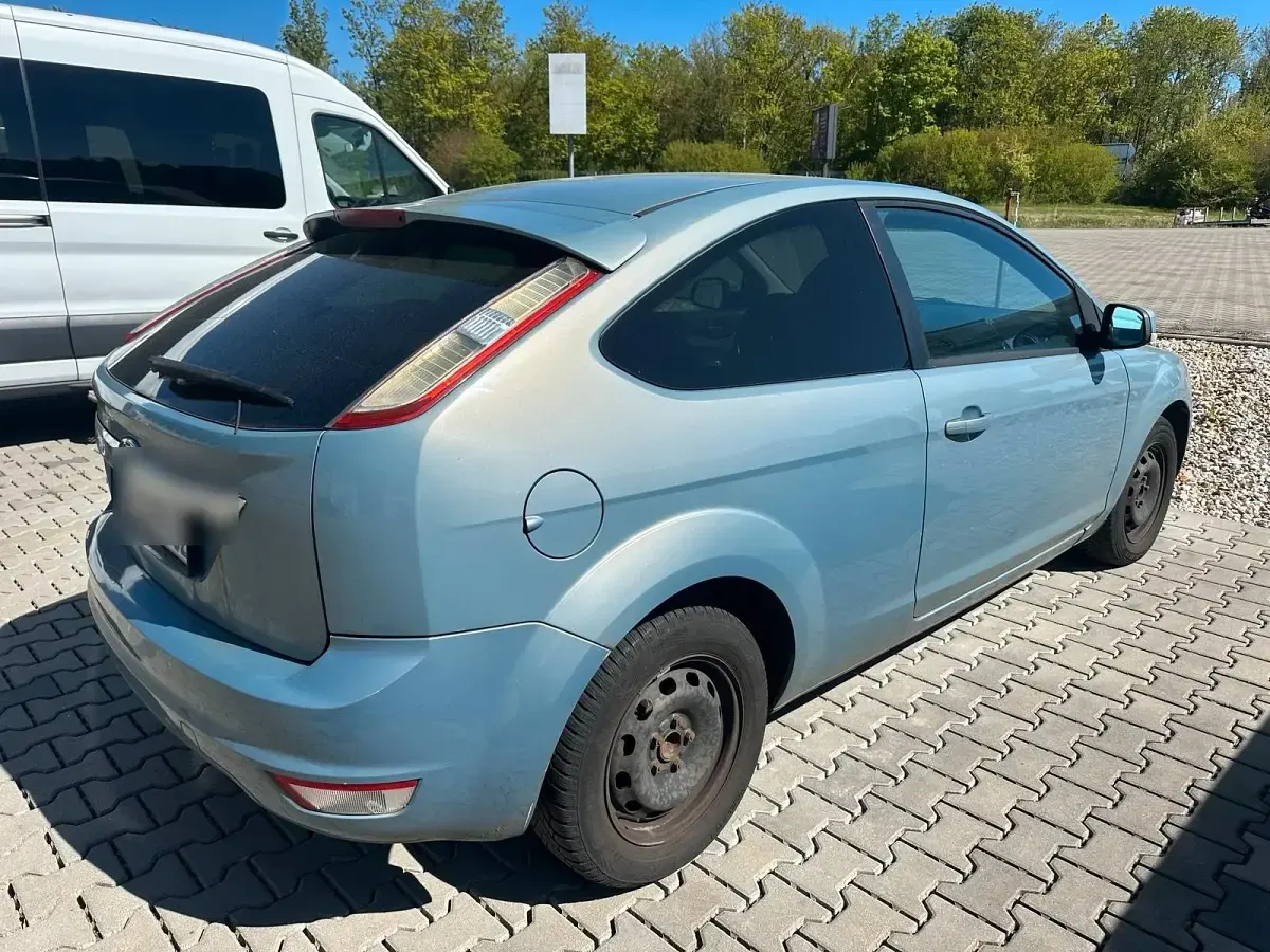 Usata Ford Focus 123 CV (90 kW) 2008 Blu Utilitaria