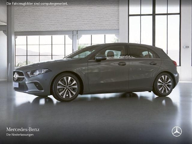 Gebraucht 2021 Mercedes A250 | 22.890 € (Guter Preis) - Bild 1/4