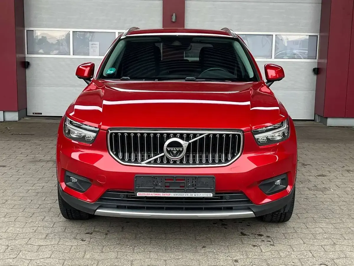Gebraucht Volvo XC40 262 PS (192 kW) 2020 Fusion red / metallic SUV