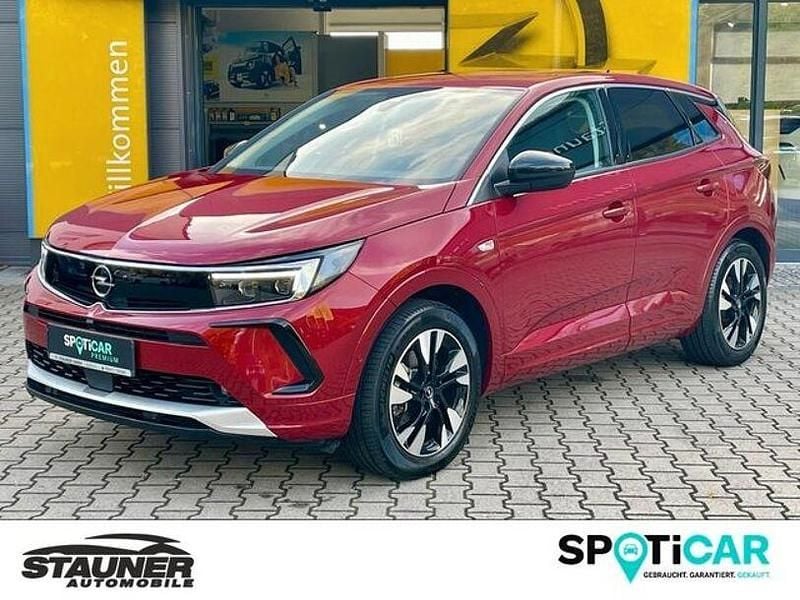 Rubin rot Gebraucht 2024 Opel Grandland X Elegance SUV | 25.580 € (Superpreis) - Bild 1/4