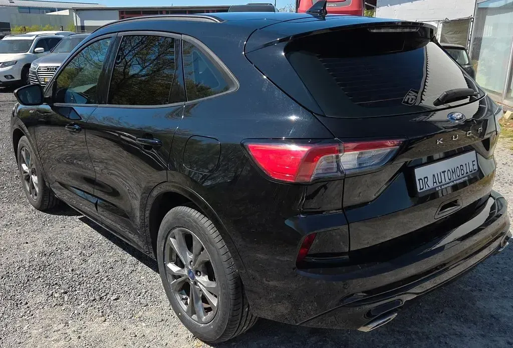 Usata Ford Kuga ST-Line 150 CV (110 kW) 2020 Nero SUV