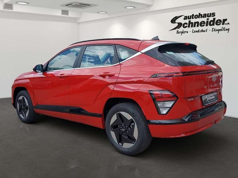 Neu Hyundai Kona Select 114 kW (156 PS) 2026 Engine red SUV