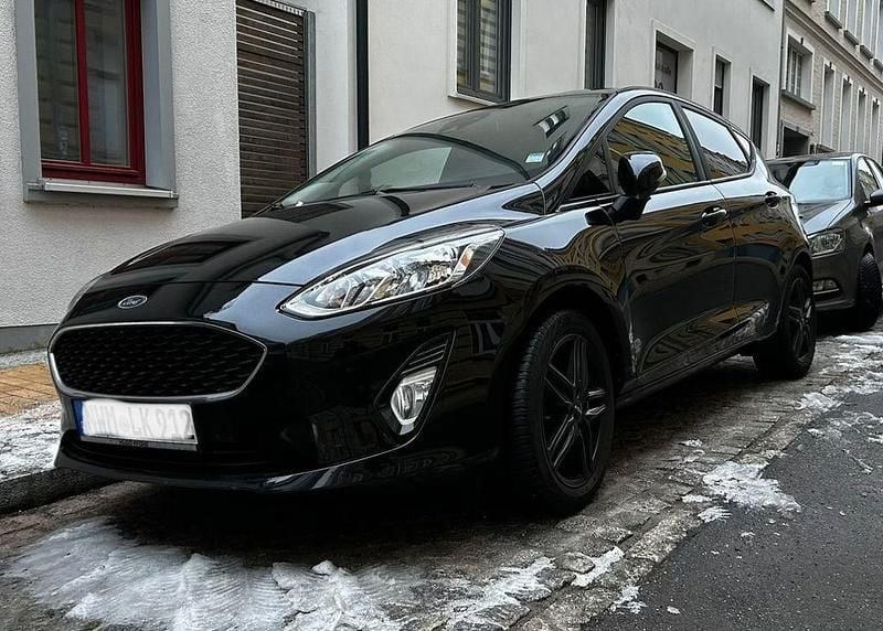 Schwarz Gebraucht 2018 Ford Fiesta Active Limousine | 8.750 € (Guter Preis) - Bild 1/4
