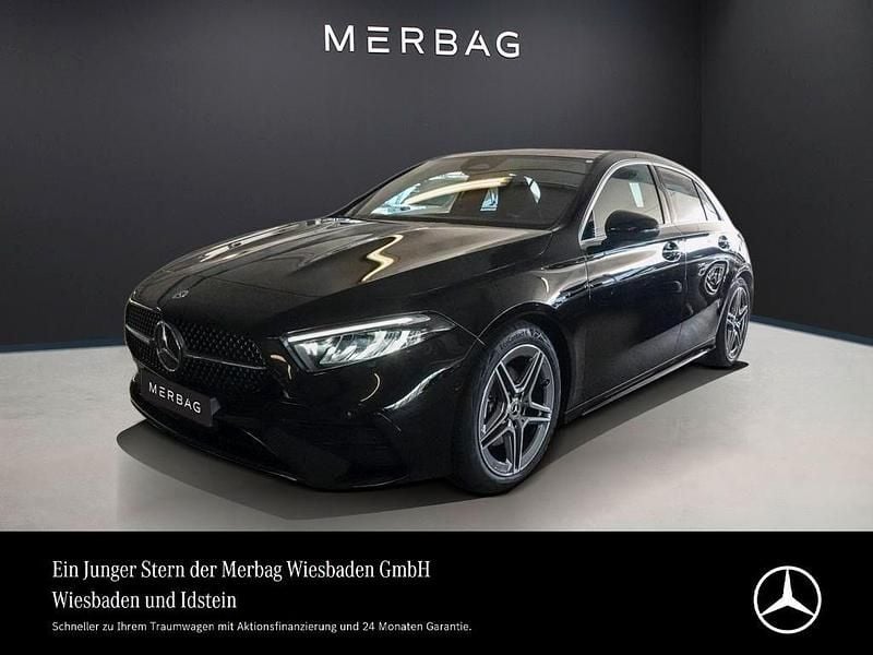 Nachtschwarz Gebraucht 2025 Mercedes A200 AMG Limousine | 39.890 € (Teuer) - Bild 1/4