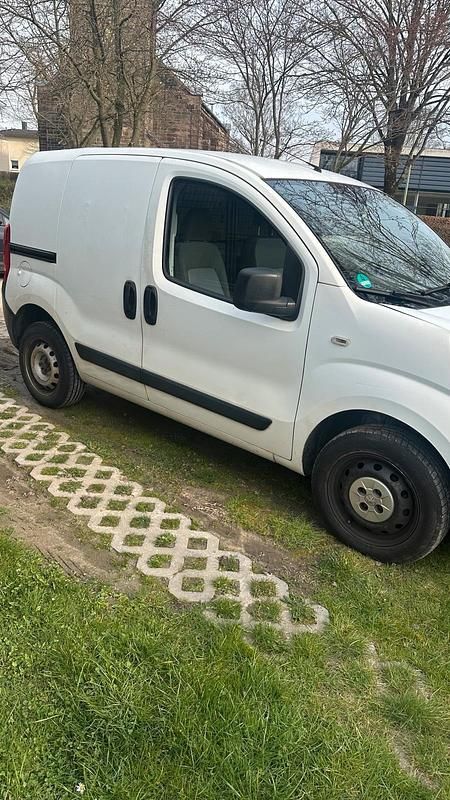 Gebraucht Peugeot Bipper 68 PS (50 kW) 2010 Weiß Van / Kleinbus