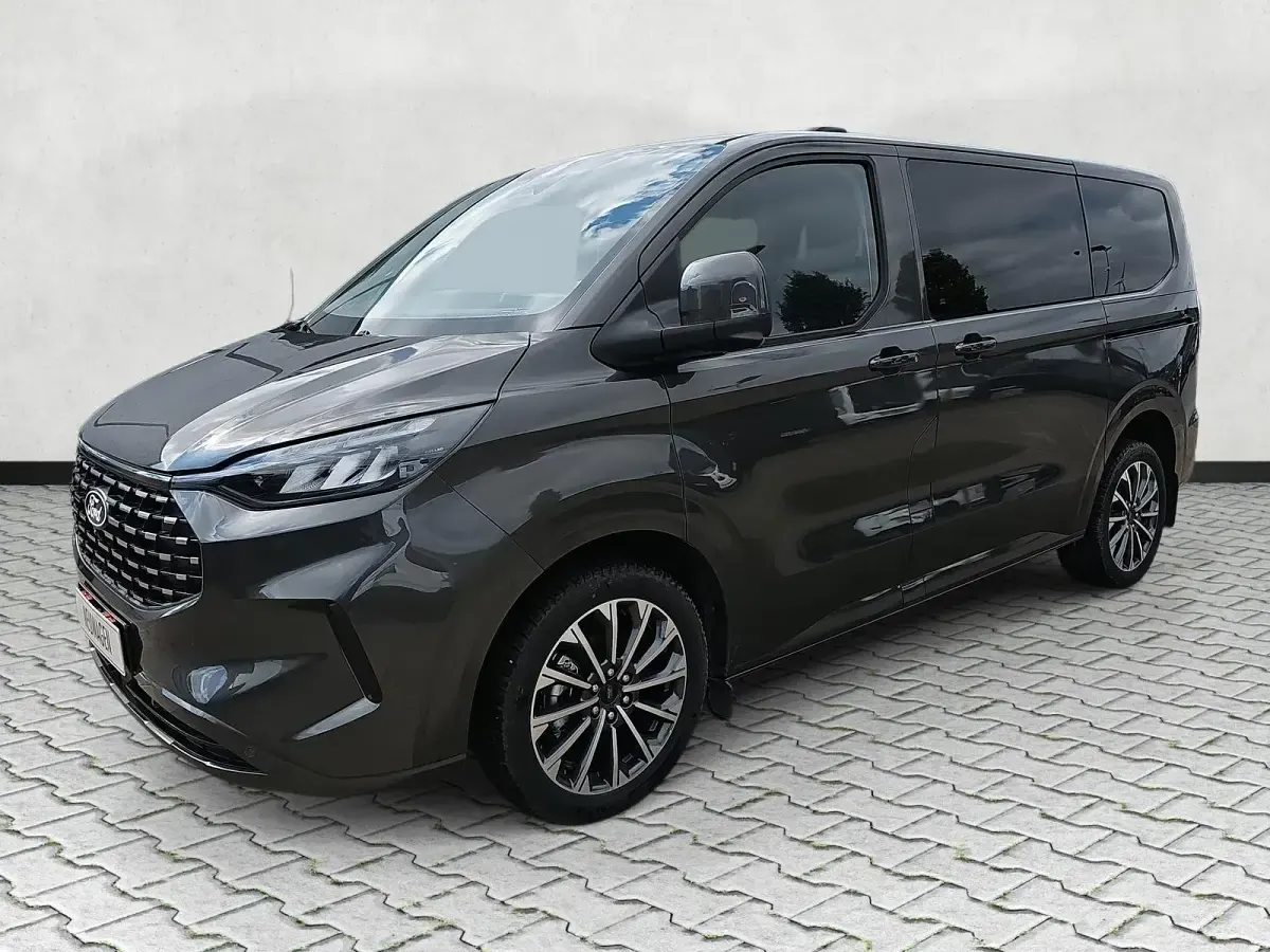 Neu Ford Tourneo Custom Titanium X 170 PS (125 kW) 2026 Magnetic grau metallic Van