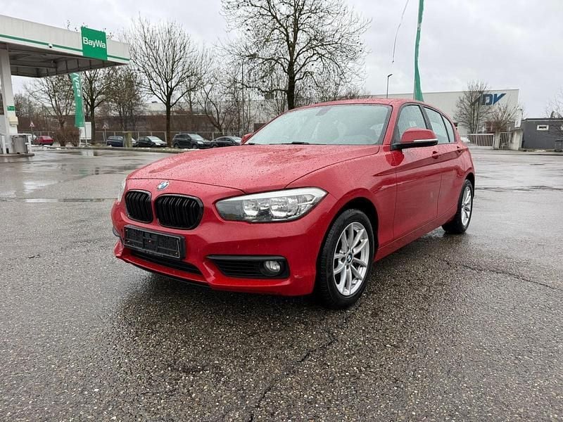 Gebraucht BMW 120 Advantage 184 PS (135 kW) 2016 Rot Kleinwagen
