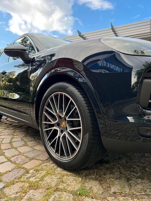 Second-hand Porsche Cayenne 340 CP (250 kW) 2018 Albastru SUV