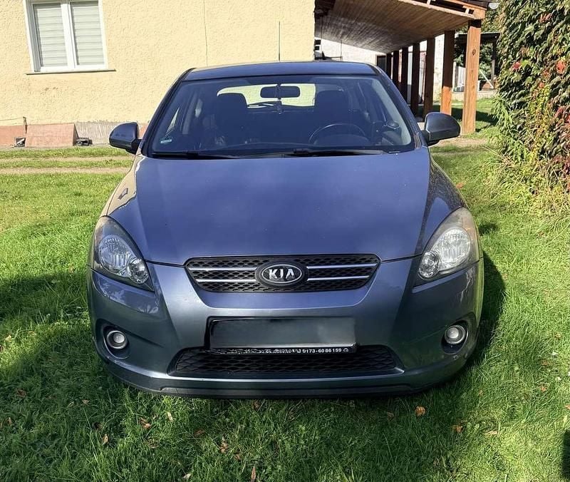 Blau Gebraucht 2007 Kia Ceed EX Kleinwagen | 4.500 € (Fairer Preis) - Bild 1/4