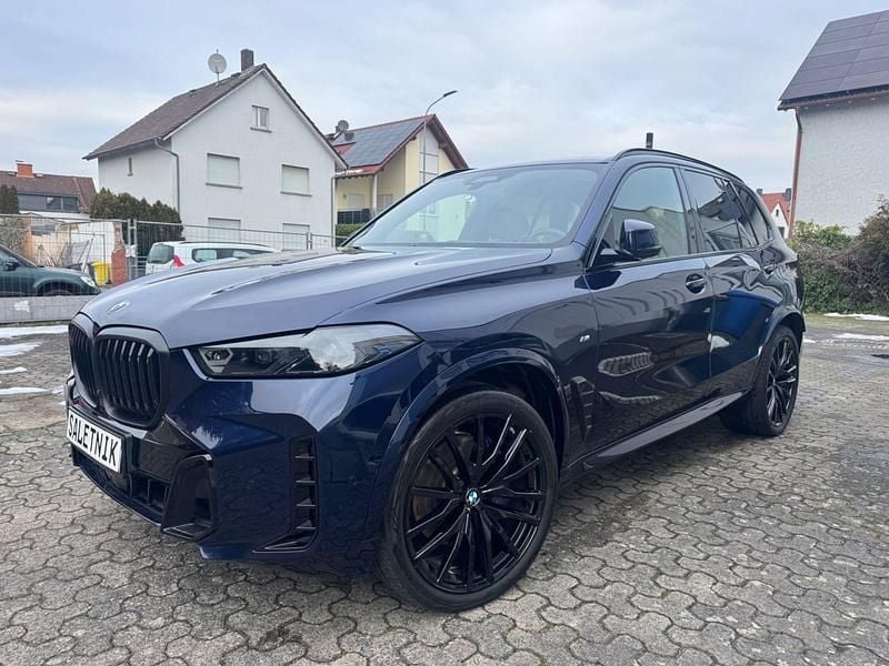 Second-hand BMW X5 Shadowline 352 CP (258 kW) 2024 Albastru SUV