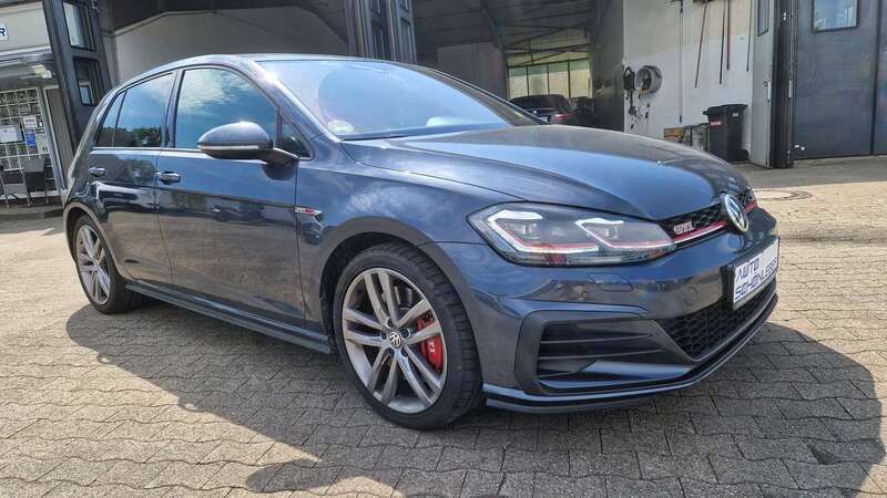 Dark iron blue metallic Gebraucht 2017 VW Golf VII GTI Kleinwagen | 19.490 € (Fairer Preis) - Bild 1/4