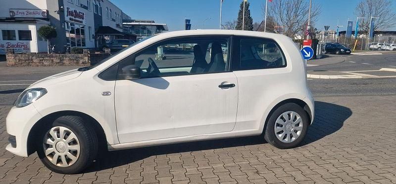 Gebraucht Skoda Citigo Active 60 PS (44 kW) 2019 Weiß Kleinwagen
