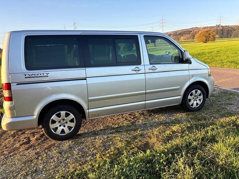 Używany VW T5 174 KM (127 kW) 2005 Srebrny Van