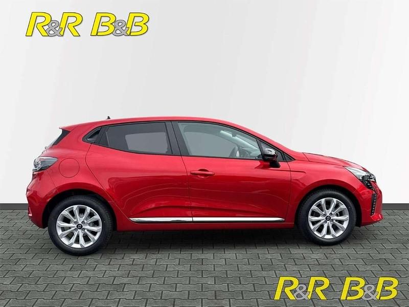 Neu Renault Clio V Evolution 91 PS (66 kW) 2025 Rot Limousine