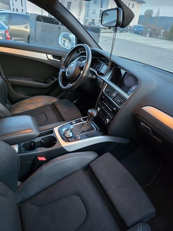 Gebraucht Audi A4 S-Line 177 PS (130 kW) 2012 Weiß Kombi
