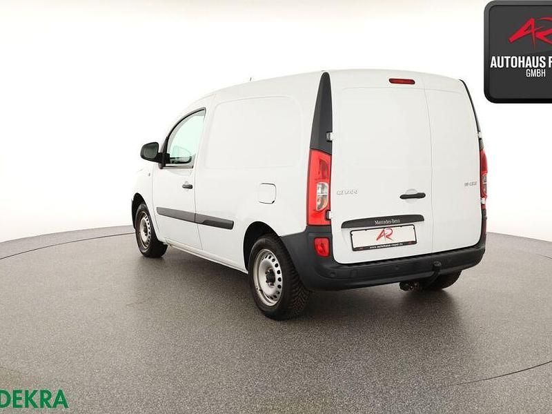Gebraucht Mercedes Citan 111 116 PS (85 kW) 2021 Arktikweiss Van / Kleinbus