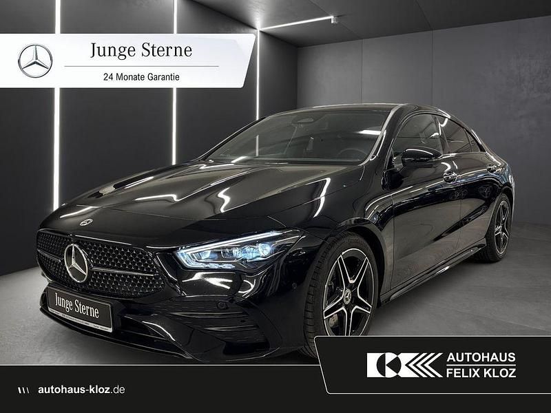 Unilack nachtschwarz Gebraucht 2024 Mercedes CLA200 AMG Coupé | 38.400 € (Etwas zu teuer) - Bild 1/4