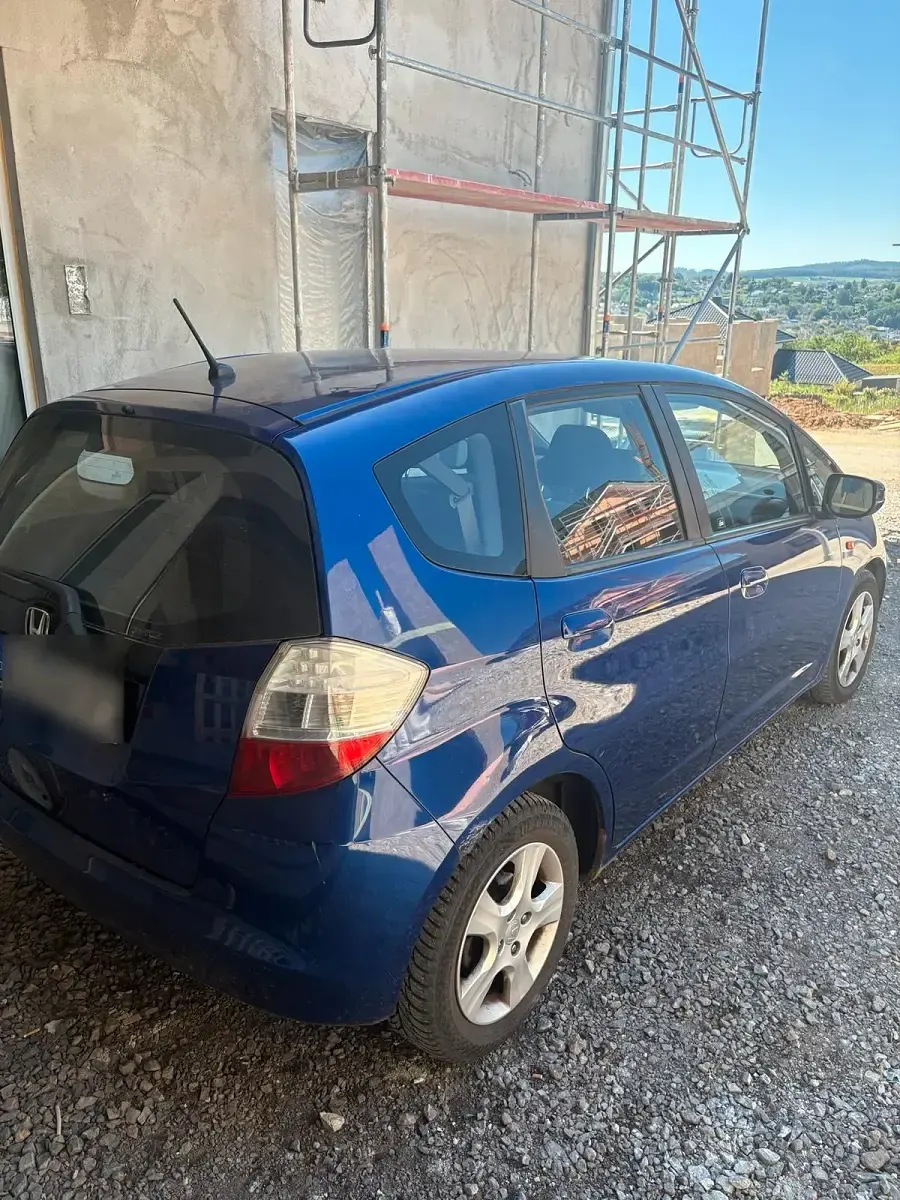 Gebraucht Honda Jazz 90 PS (66 kW) 2011 Blau Kleinwagen