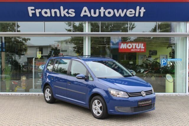 Blau Gebraucht 2010 VW Touran Trendline Van / Kleinbus | 6.400 € (Fairer Preis) - Bild 1/4