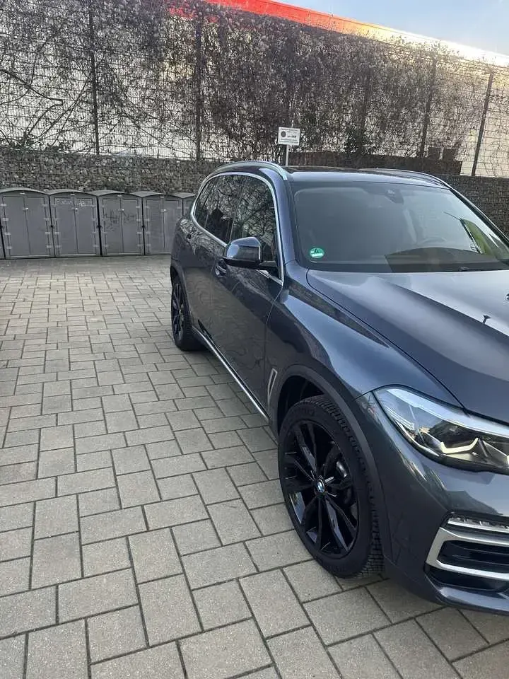 Gebraucht BMW X5 xLine 265 PS (194 kW) 2019 Grau SUV