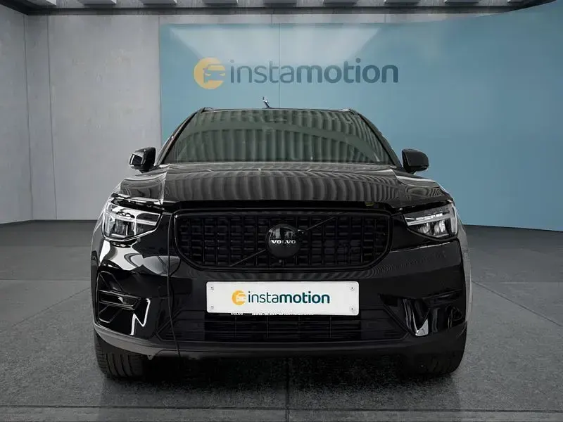 Gebraucht Volvo XC40 Plus 163 PS (119 kW) 2026 Schwarz SUV