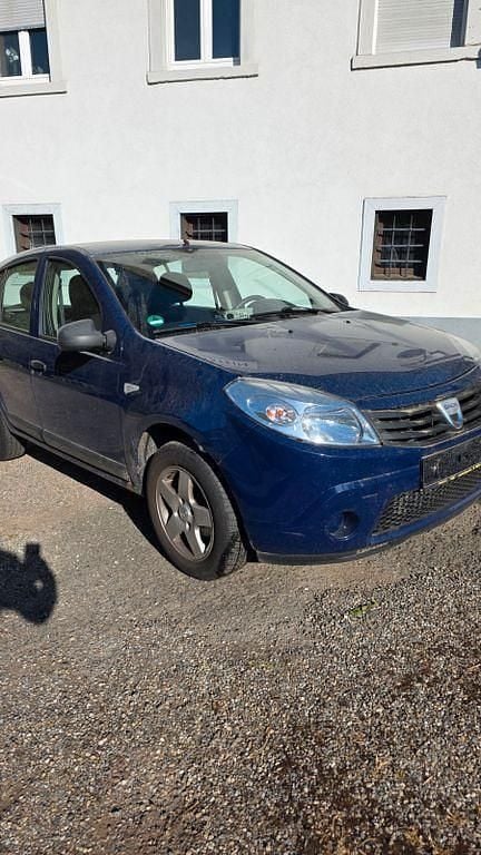 Gebraucht Dacia Sandero 75 PS (55 kW) 2009 Limousine