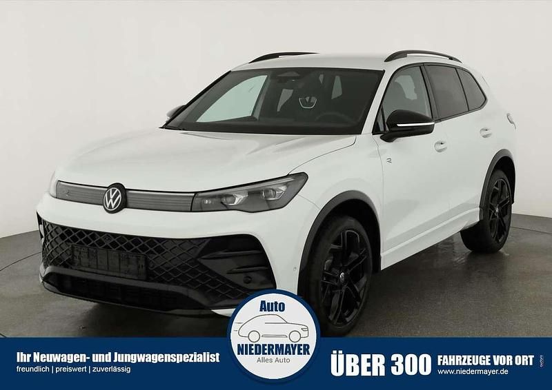 Pure white Neu 2025 VW Tiguan R-line SUV | 51.995 € (Superpreis) - Bild 1/4