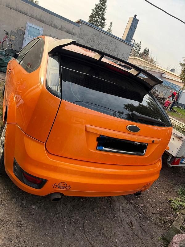 Gebraucht Ford Focus ST 220 PS (161 kW) 2007 Orange Kleinwagen