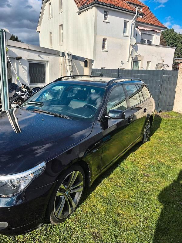 Gebraucht BMW 530 272 PS (200 kW) 2008 Schwarz Kombi