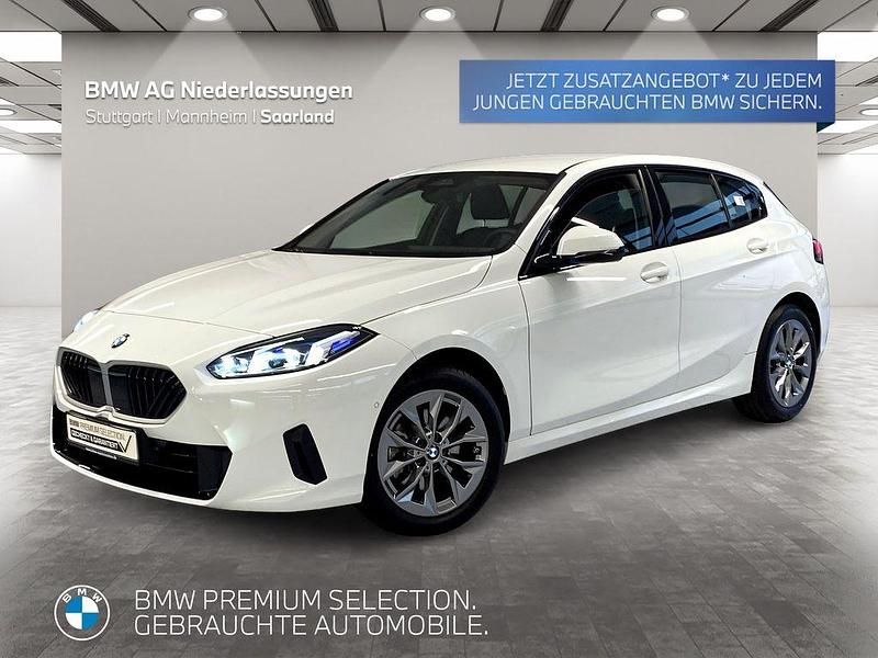 Weiß Gebraucht 2024 BMW 120 Efficient Dynamics Kleinwagen | 31.980 € (Guter Preis) - Bild 1/3