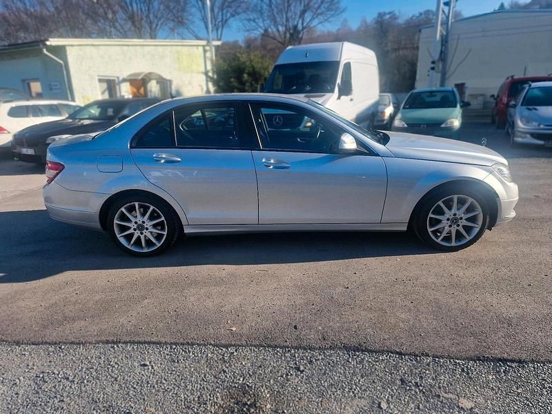 Gebraucht Mercedes C200 184 PS (135 kW) 2007 Silber Limousine