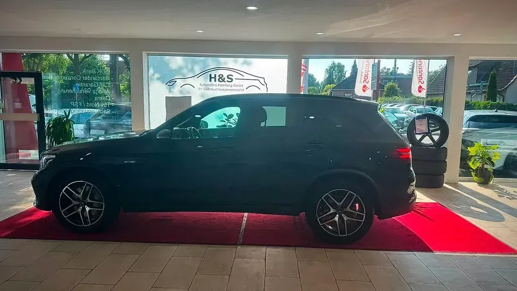 Gebraucht Mercedes GLC43 AMG AMG 367 PS (269 kW) 2018 Obsidianschwarz  lack SUV