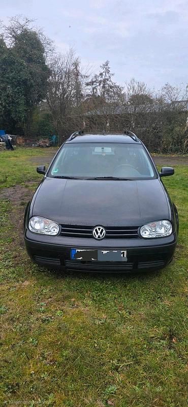 Schwarz Gebraucht 2002 VW Golf IV Kombi | 900 € (Superpreis) - Bild 1/4