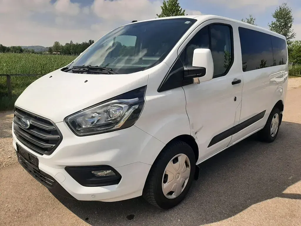 Gebraucht Ford Transit 107 PS (78 kW) 2019 Weiß Kombi