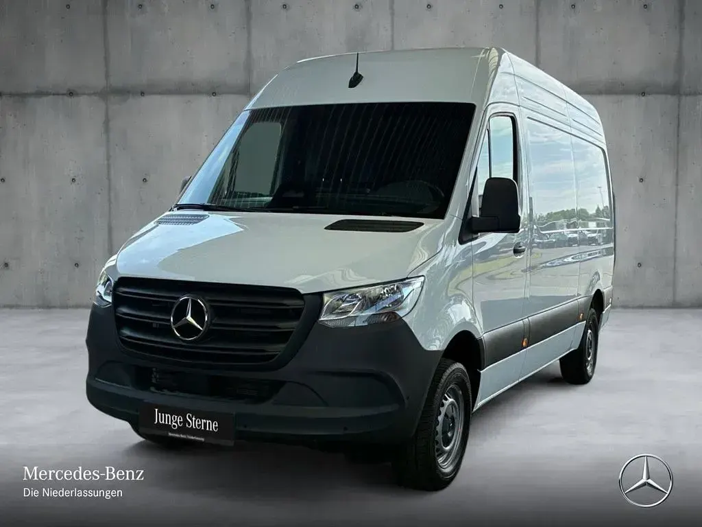 Gebraucht Mercedes Sprinter 170 PS (125 kW) 2025 Weiß Van