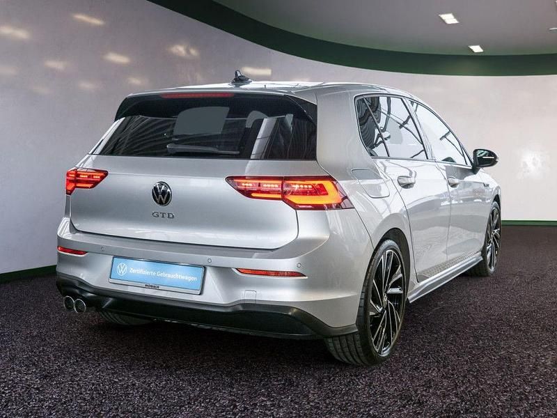 Gebraucht VW Golf VIII GTD 200 PS (147 kW) 2023 Silber / reflexsilber Limousine