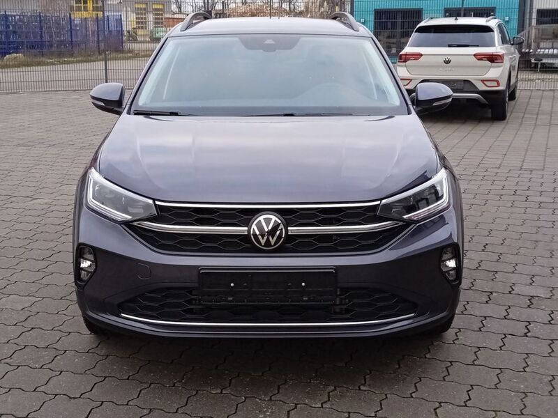 Neu VW Taigo Life 116 PS (85 kW) 2025 Grau SUV