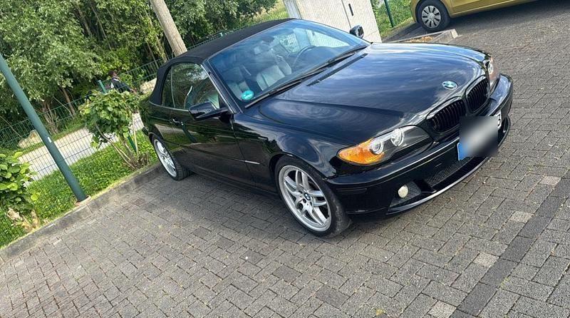 Schwarz Gebraucht 2004 BMW 330 Cabriolet Cabrio | 6.250 € - Bild 1/4