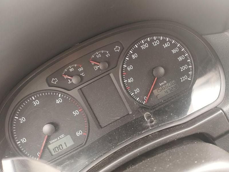 Gebraucht VW Polo 69 PS (50 kW) 2007 Schwarz Kleinwagen