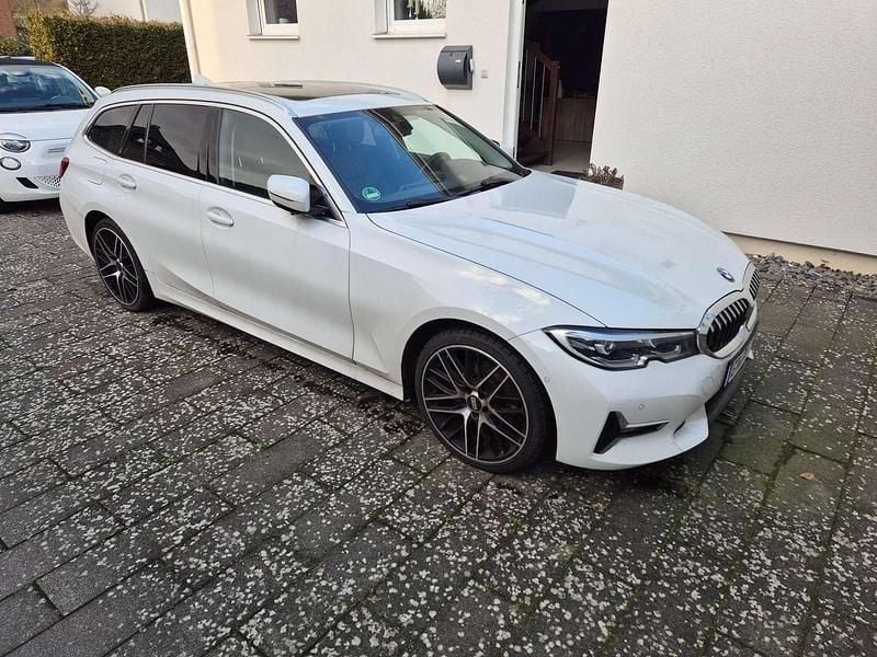 Gebraucht 2020 BMW 318 M Sport Kombi | 26.900 € (Guter Preis) - Bild 1/4