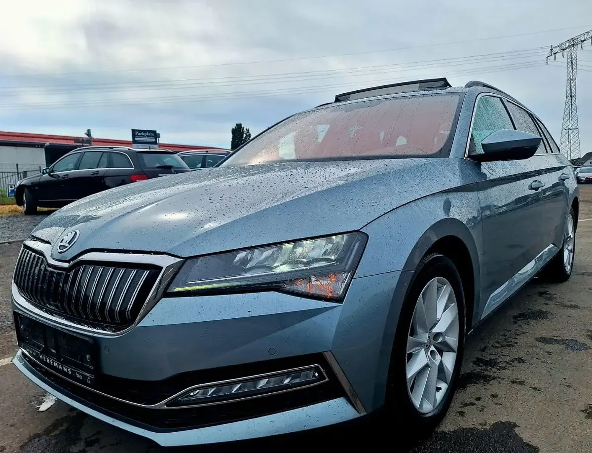Gebraucht Skoda Superb Style 218 PS (160 kW) 2020 Grau Limousine
