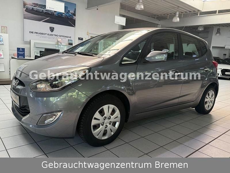 Gebraucht Hyundai ix20 Classic 90 PS (66 kW) 2011 Grau Kleinwagen
