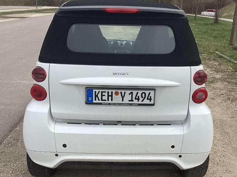 Gebraucht Smart ForTwo Cabrio 84 PS (61 kW) 2014 Weiß Cabrio