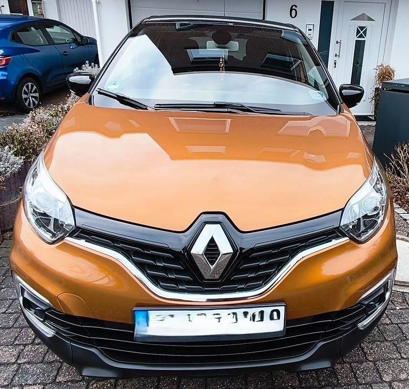 Orange Gebraucht 2020 Renault Captur LIMITED SUV | 11.111 € (Guter Preis) - Bild 1/4