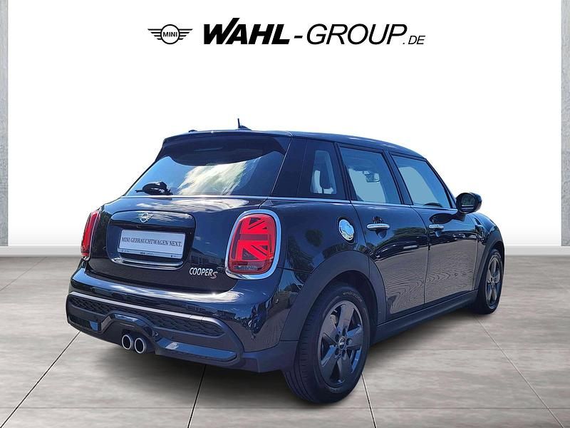 Gebraucht Mini Cooper S Essential 178 PS (130 kW) 2022 Schwarz Kleinwagen